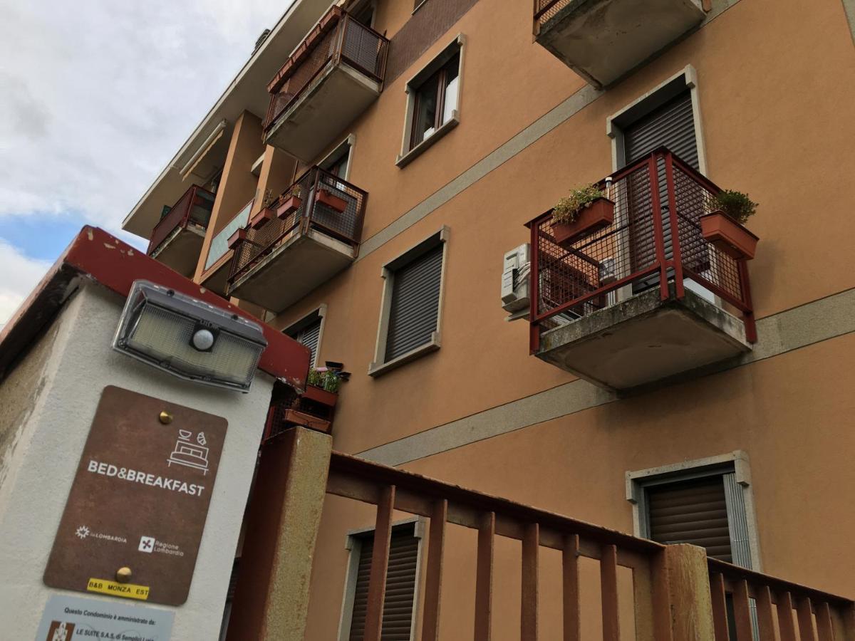 Le Stanze Di Marco Monza Bagian luar foto