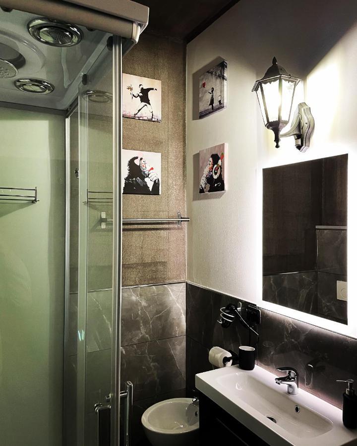Le Stanze Di Marco Bed & Breakfast Monza Bagian luar foto